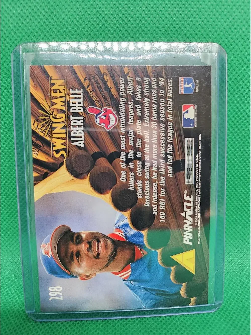 Albert Belle -  1995 Pinnacle Swing Men - Cleveland Indians #298  - RAW Mint